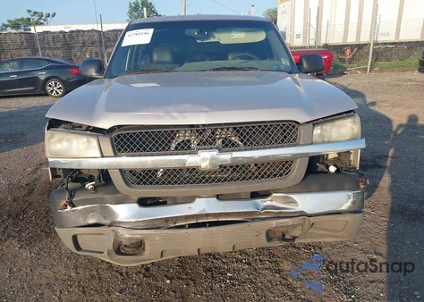 2004 Chevrolet Silverado Work Truck z USA, uszkodzony, nr VIN 2GCEK19VX41131421